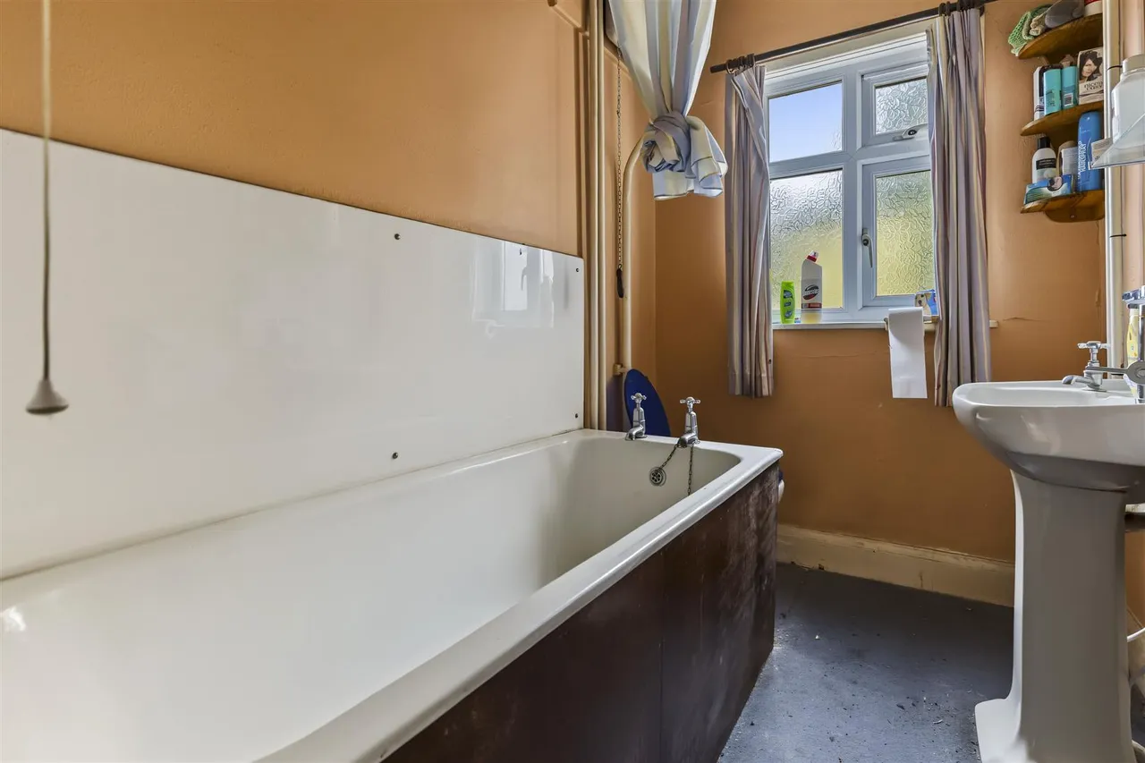 Wicken Road, Clavering, CB11, photo 6