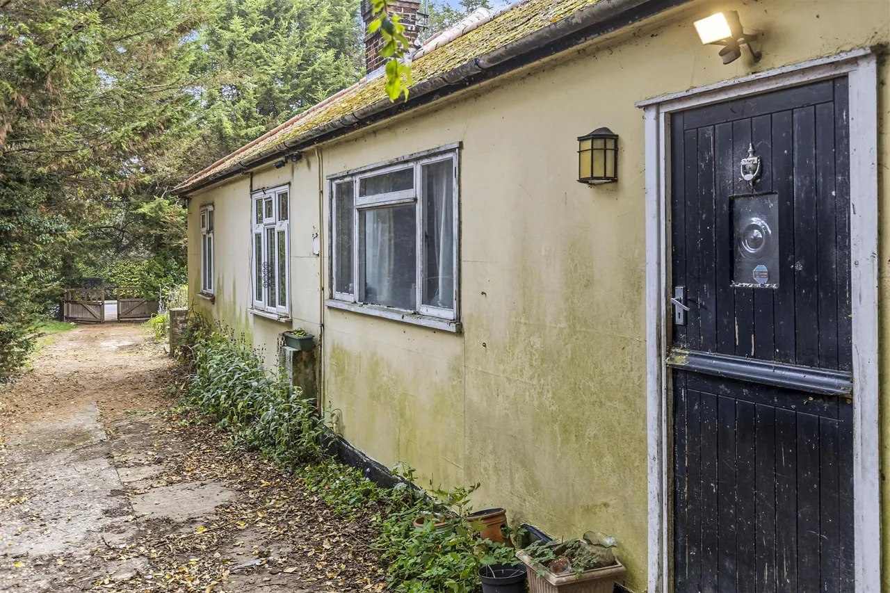 Wicken Road, Clavering, CB11, photo 8