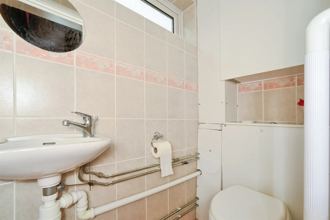 Newcomb Close, Andover, SP10, photo 15