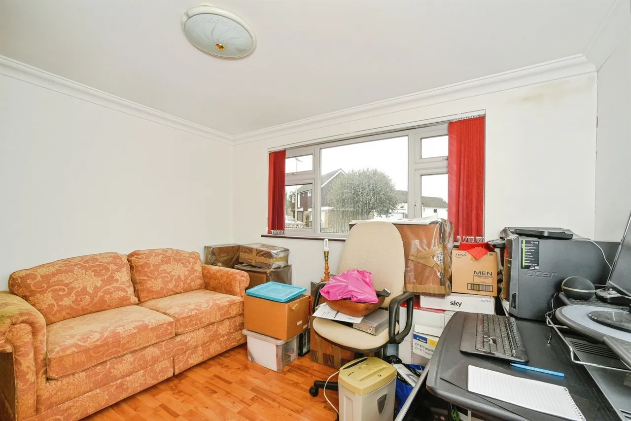 Newcomb Close, Andover, SP10, photo 5