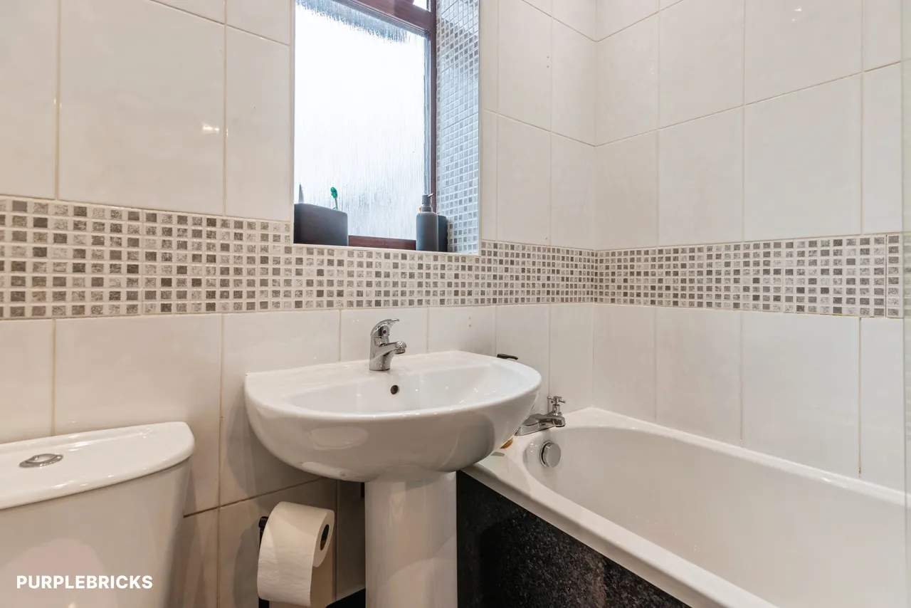 Pilsworth Road, Heywood, OL10, photo 4