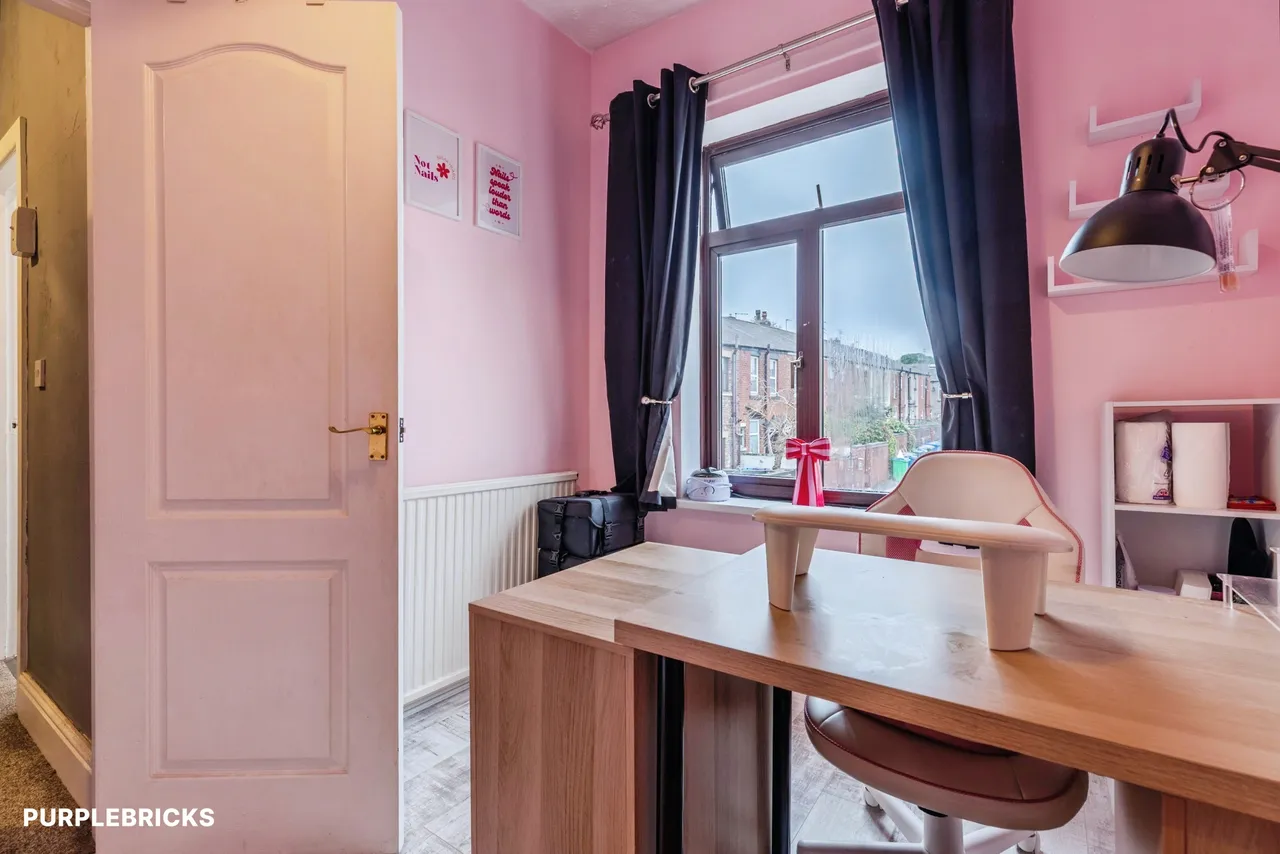 Pilsworth Road, Heywood, OL10, photo 13