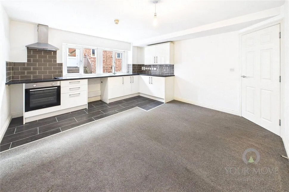 1 bed flat for sale — Montagu Street, Kettering, Northamptonshire, NN16