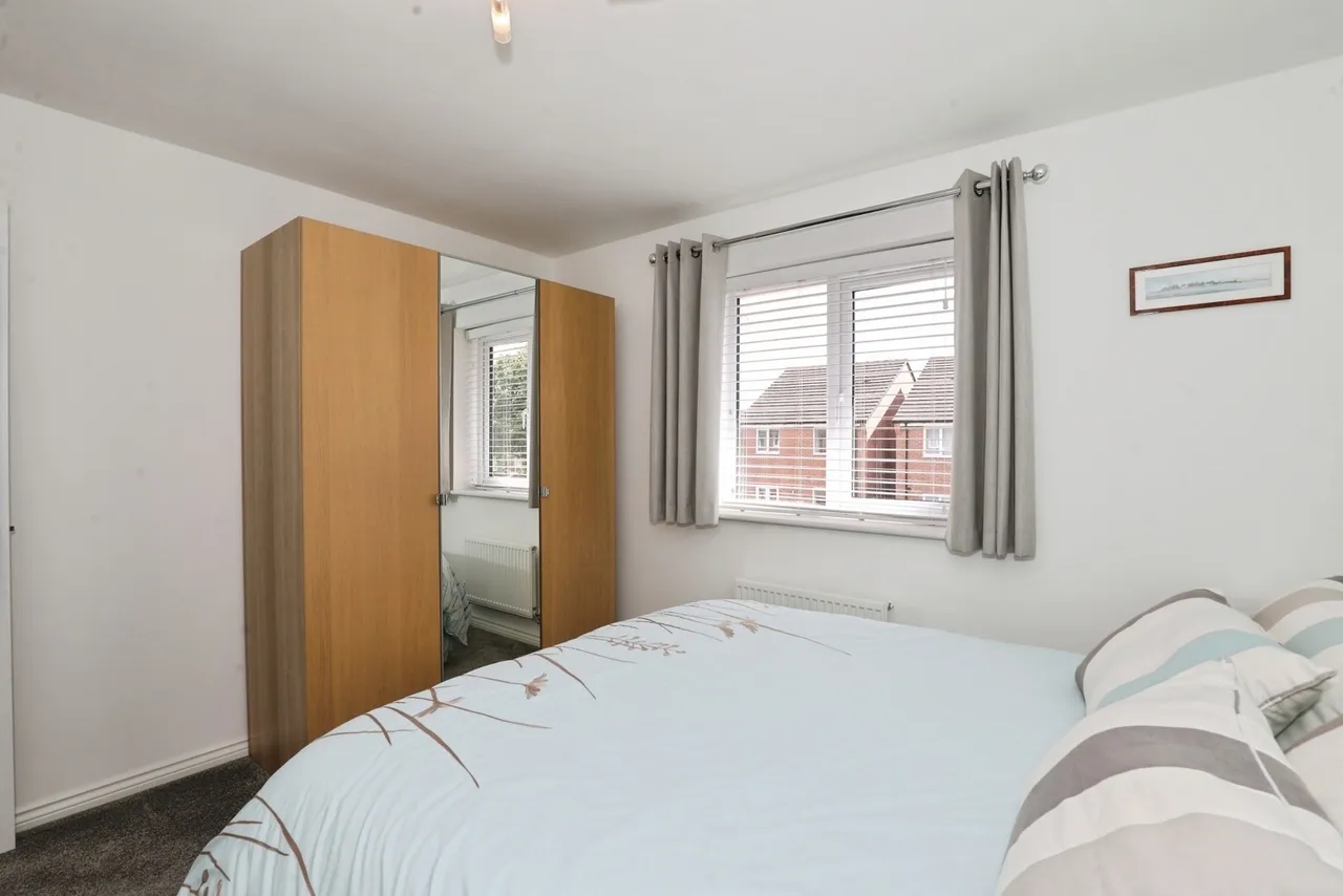 Little Cross Close, Crewe, Cheshire, CW1, photo 13