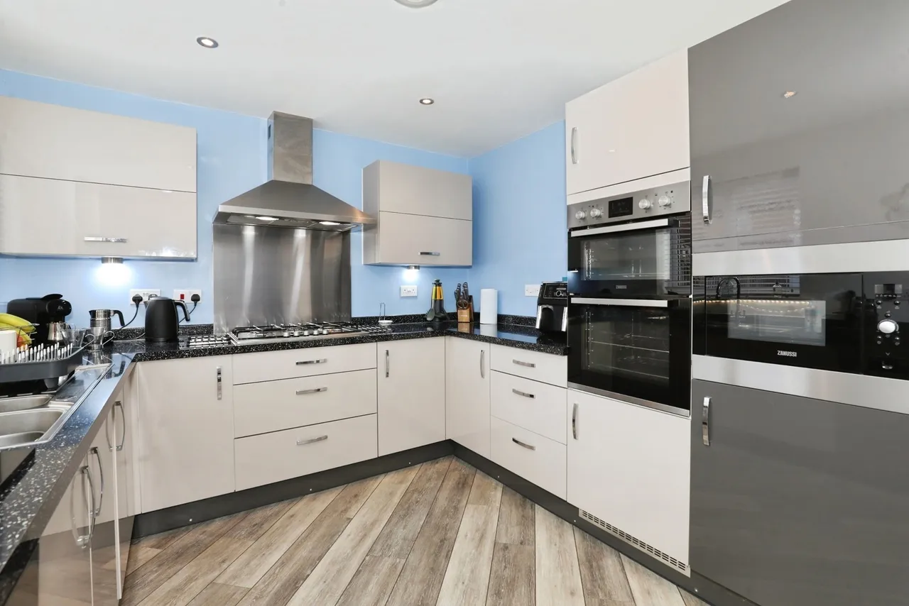 Little Cross Close, Crewe, Cheshire, CW1, photo 4