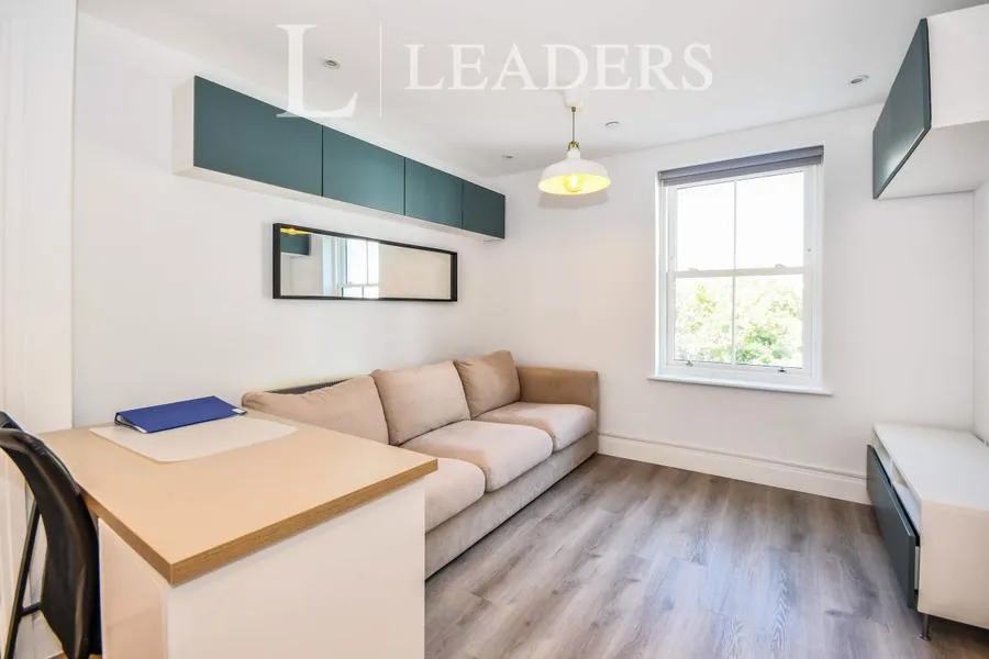 Albert Road, Bournemouth, BH1, photo 3