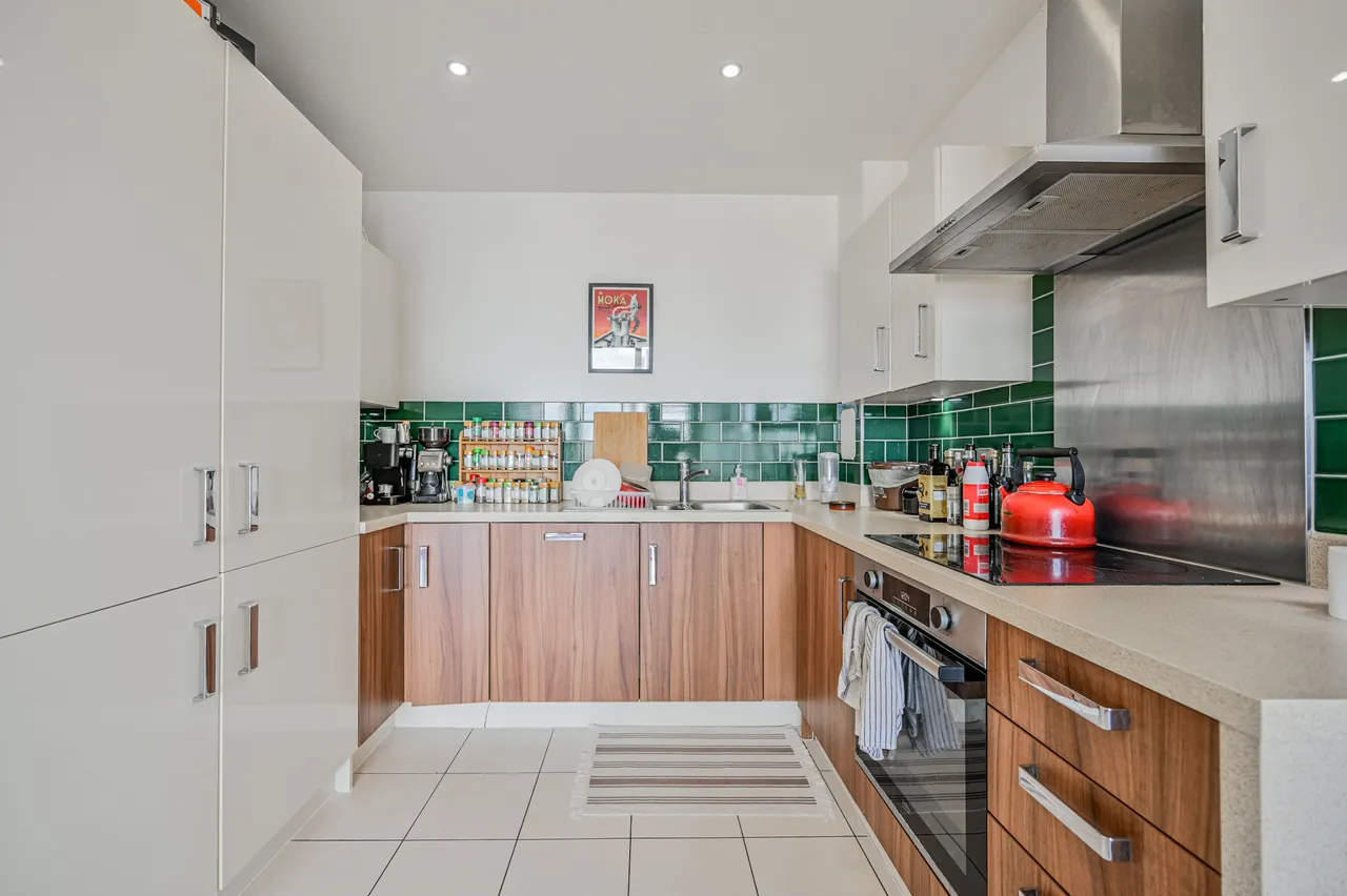 Flat 15, Fortius House, 19 Capworth Street, London, photo 4
