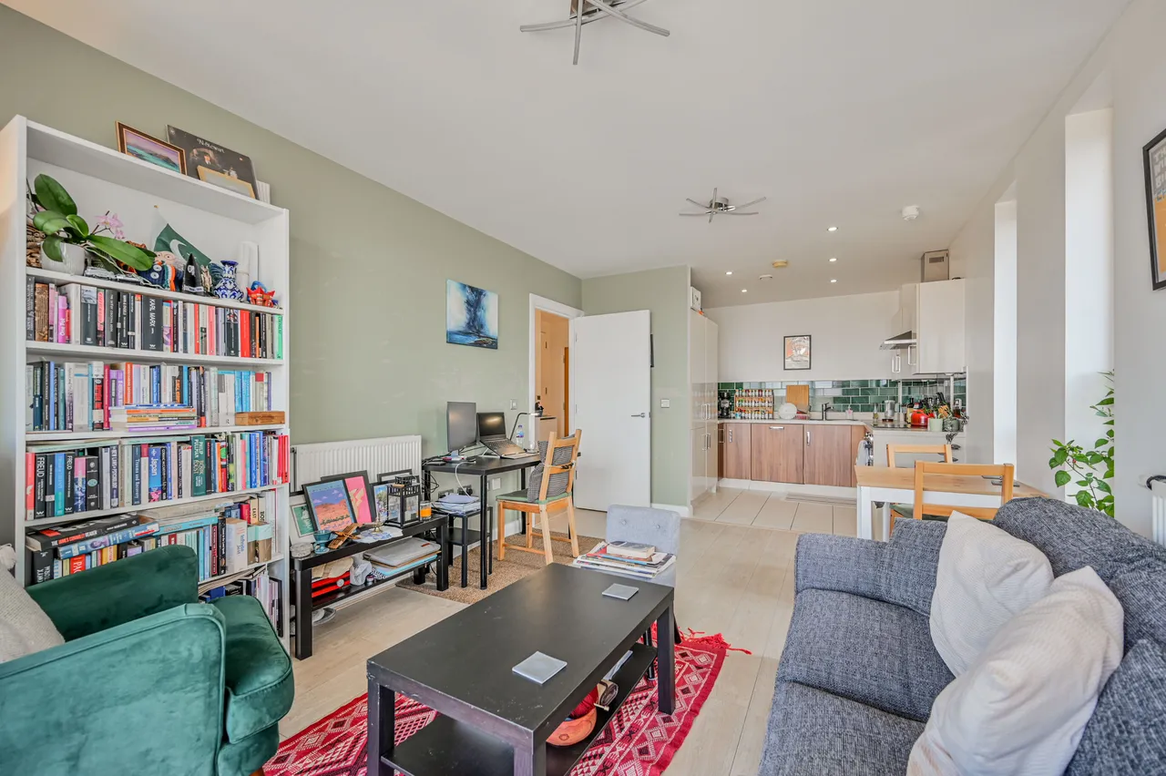 Flat 15, Fortius House, 19 Capworth Street, London, photo 6