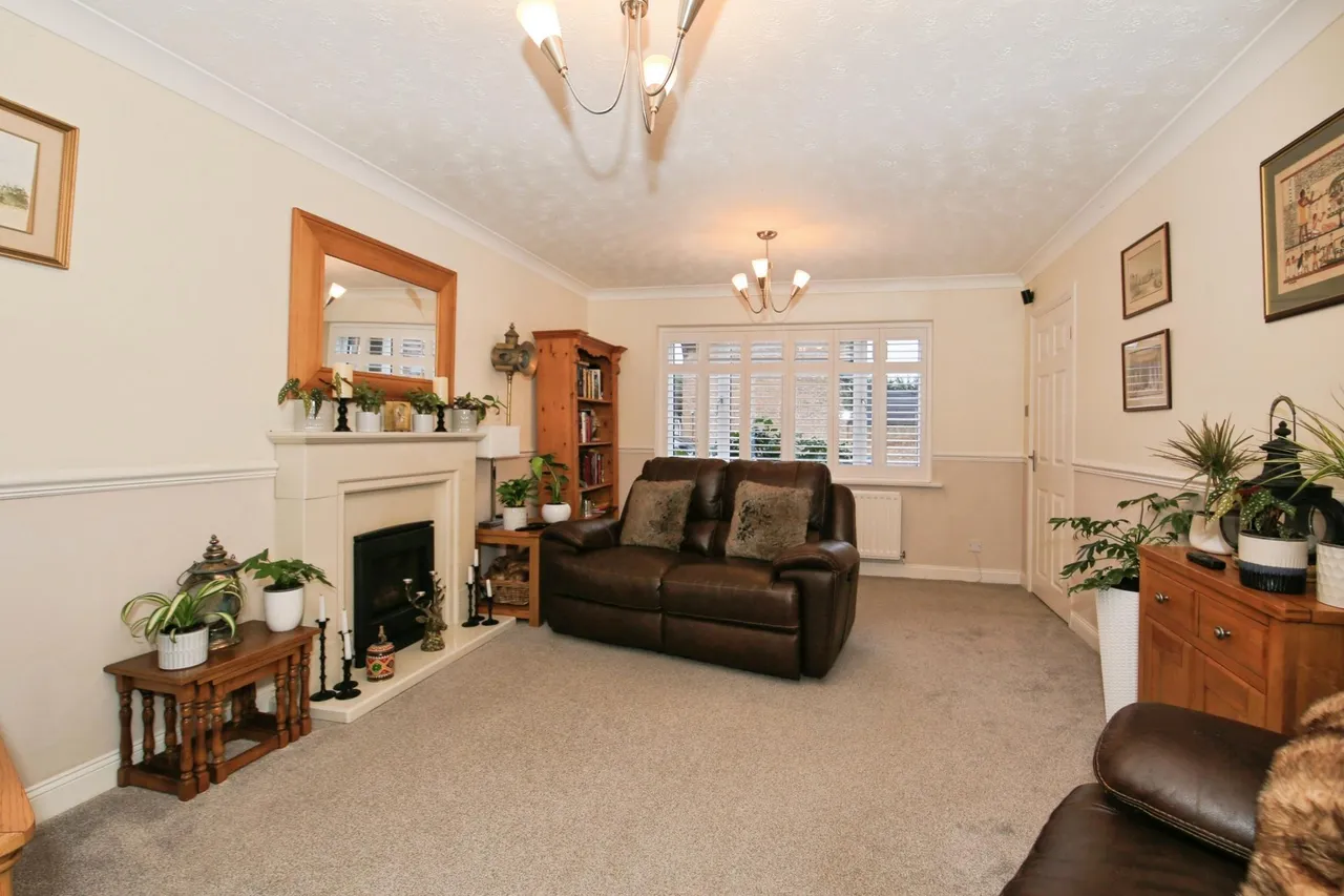 Hoylake Drive, Peterborough, PE7, photo 9