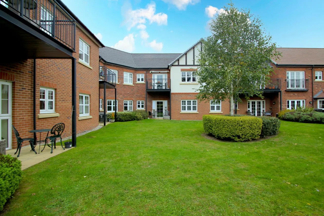 Ravenshaw Court, 73 Four Ashes Road, Solihull, photo 12
