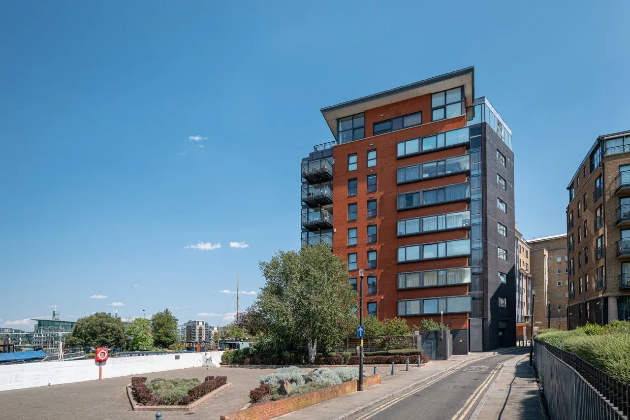 Providence Tower, Bermondsey Wall West, SE16, photo 10