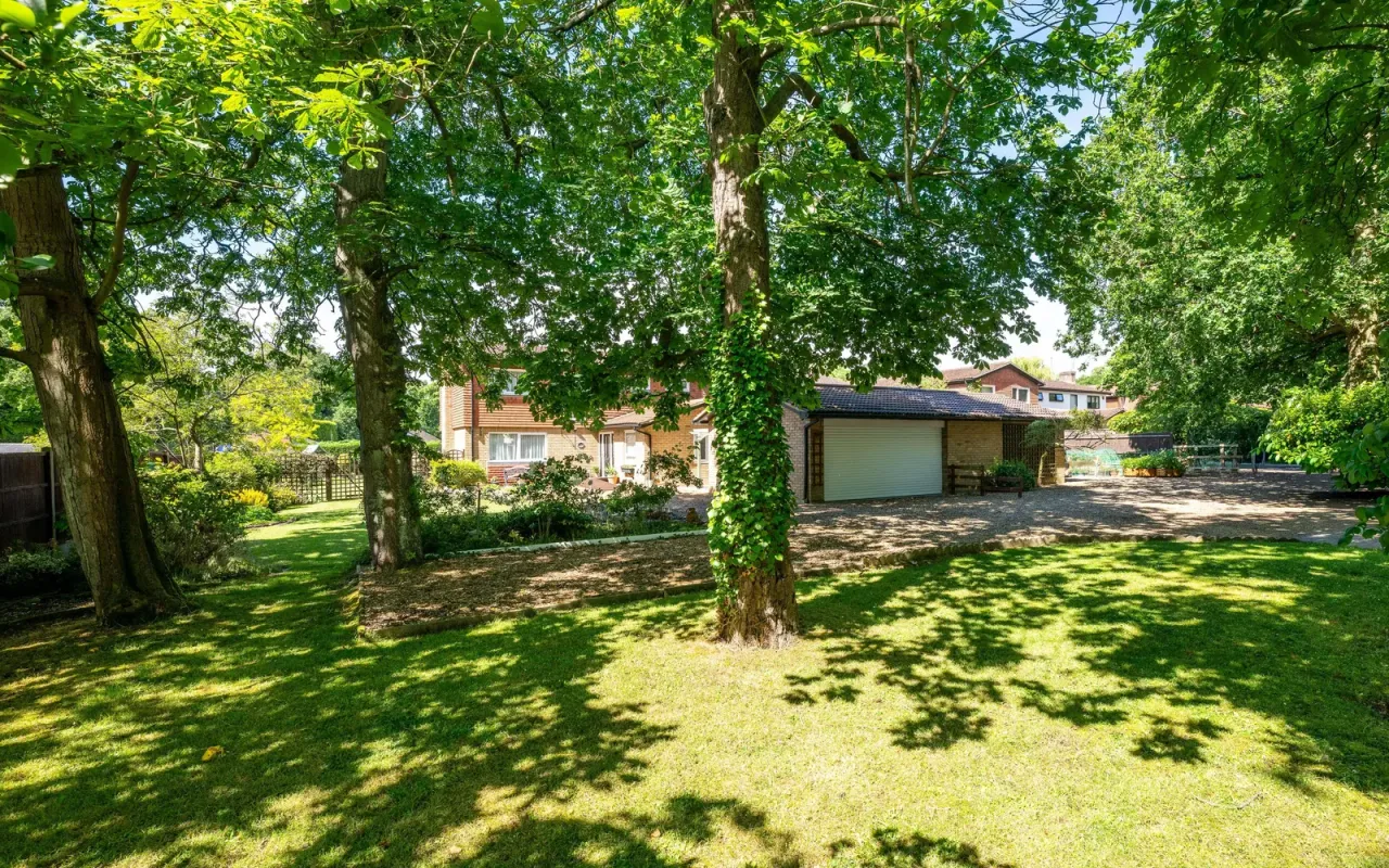 Church Lane, Oakley, Bedfordshire, photo 25