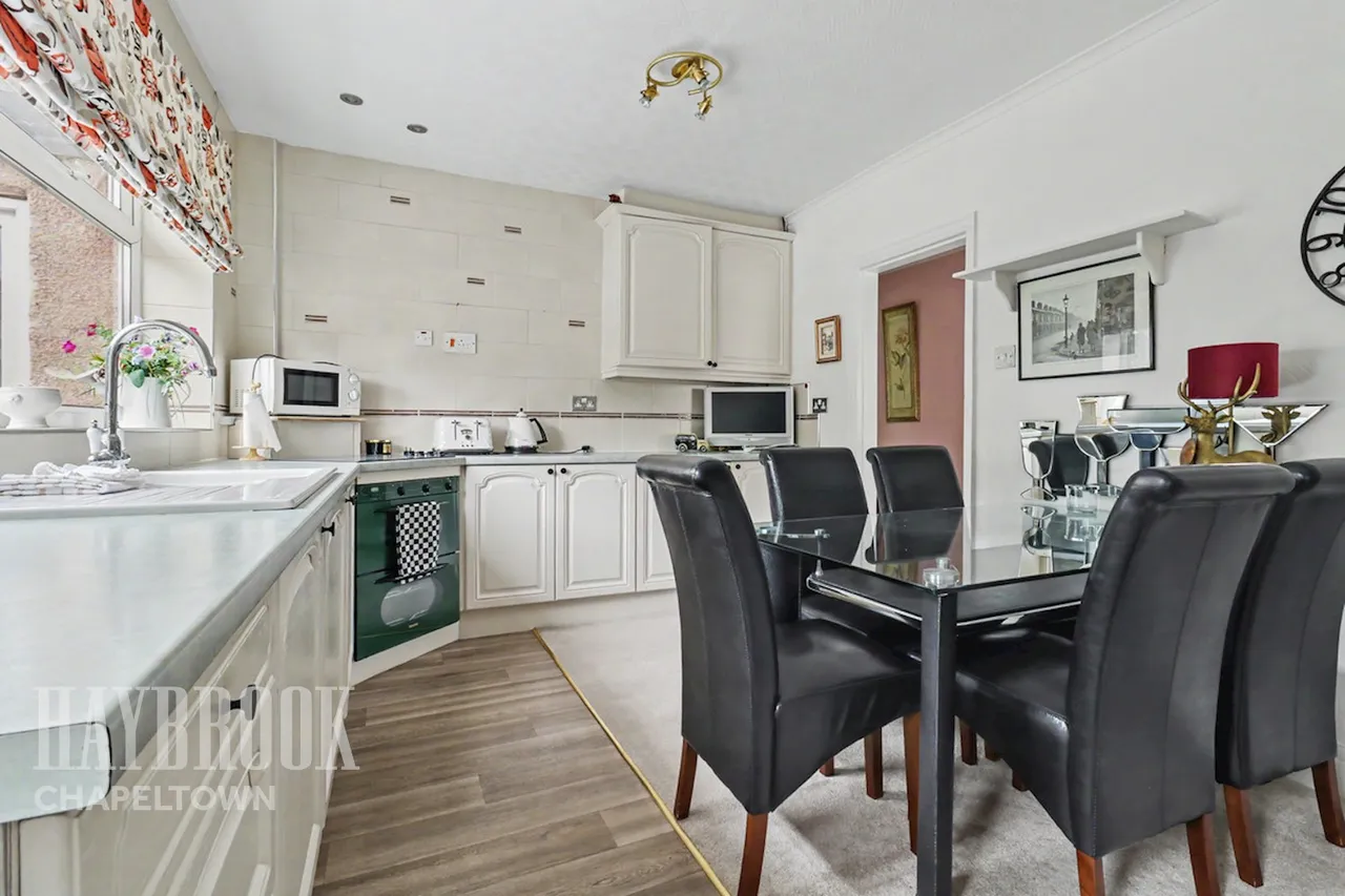 Halifax Road, Grenoside, photo 16