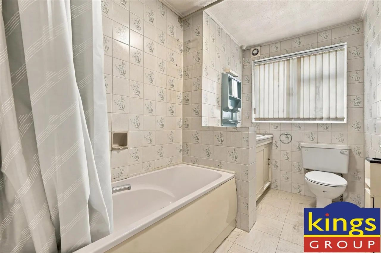 Hendon Road, Edmonton, N9, photo 11