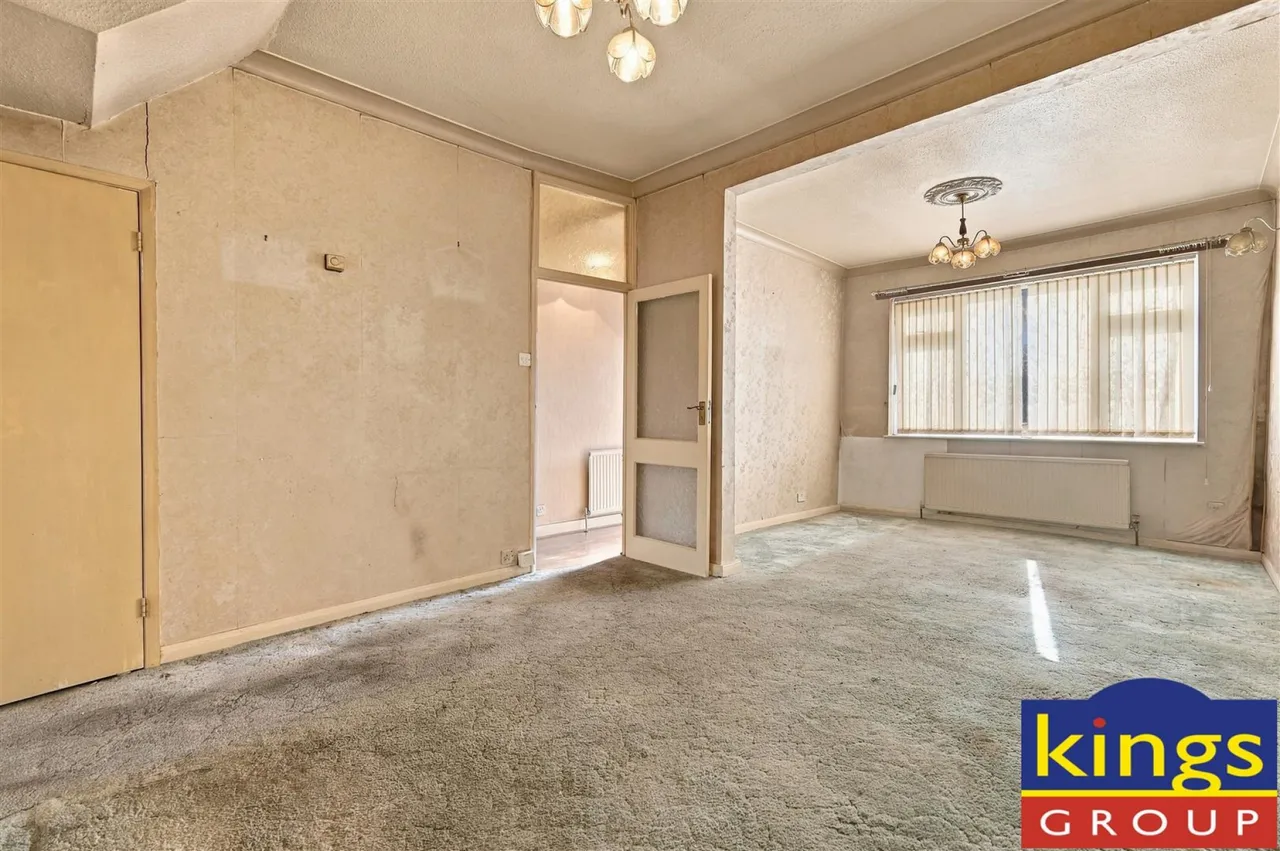 Hendon Road, Edmonton, N9, photo 2