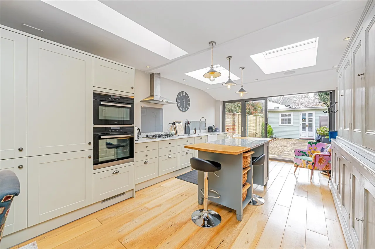 St Margarets Grove, St Margarets Village, London, TW1 1JG, photo 4