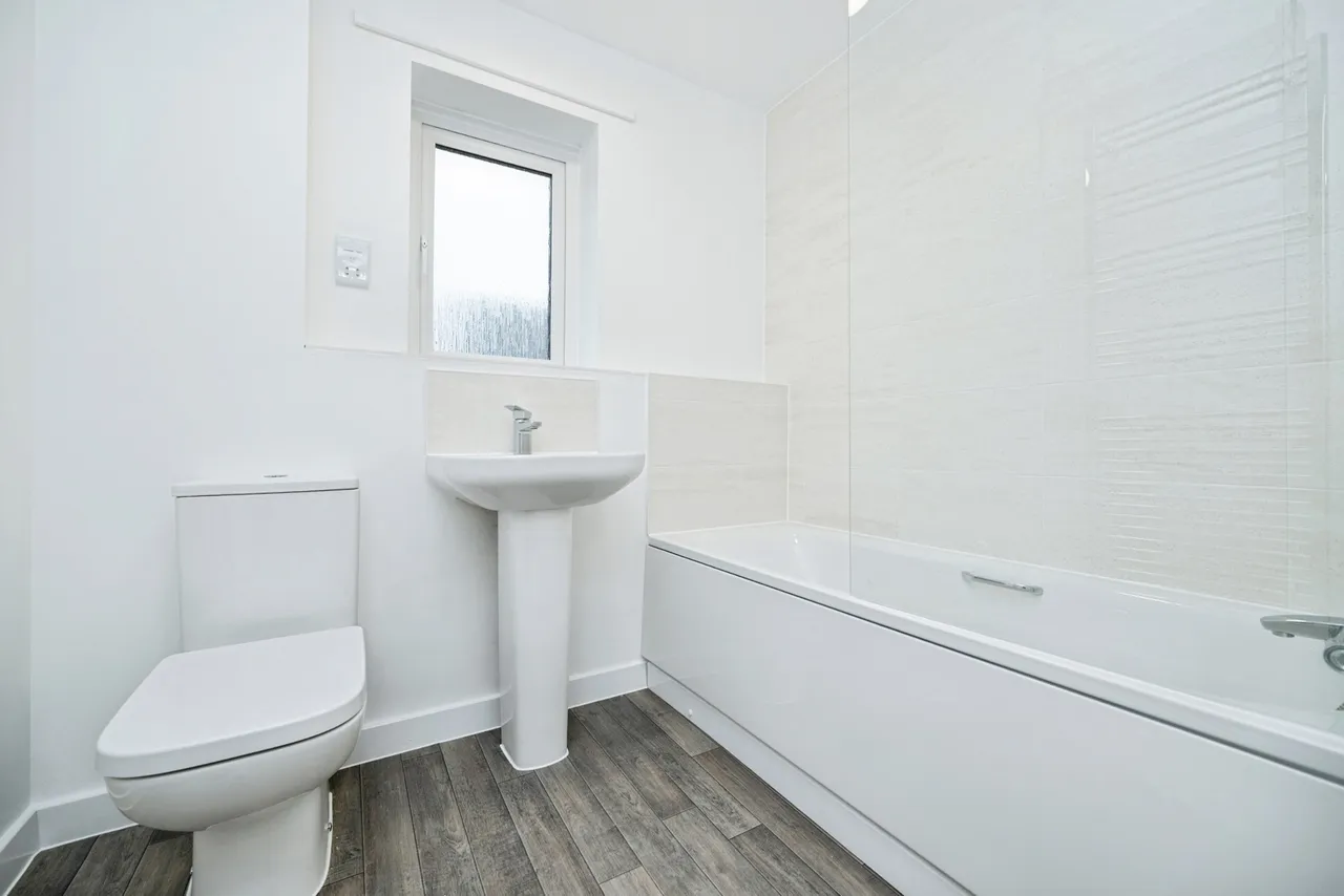 Winyates Way, Redditch, B98, photo 19