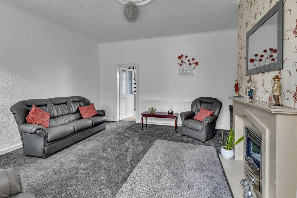 Rosehill Street, Heywood OL10 3DA, photo 3