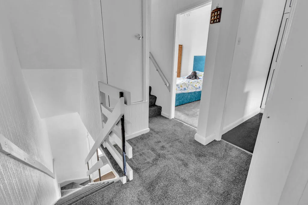 Rosehill Street, Heywood OL10 3DA, photo 6