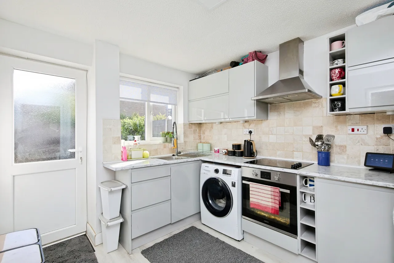 Barnstaple Close, Oakwood, Derby, photo 6