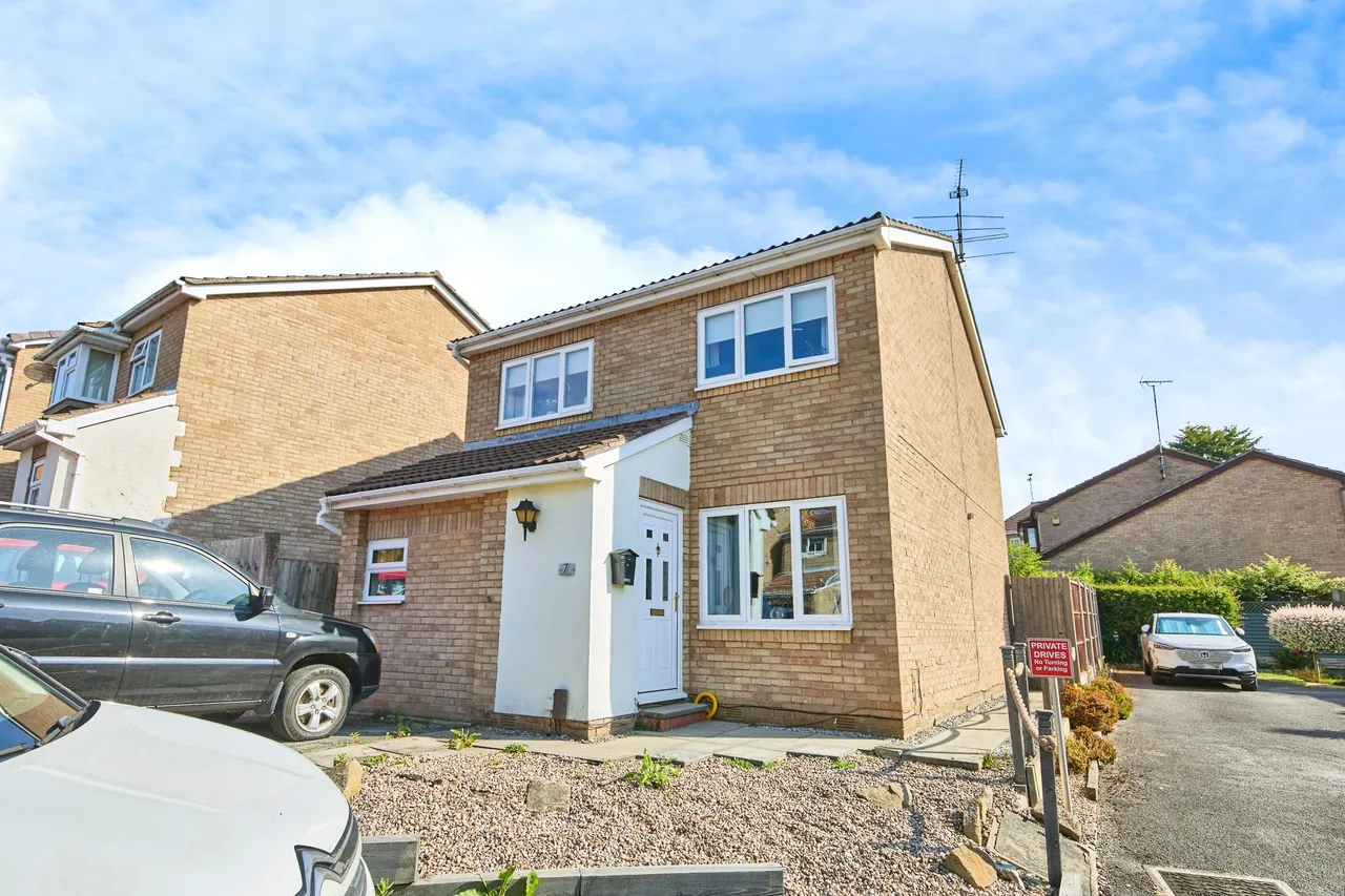 Barnstaple Close, Oakwood, Derby, photo 3