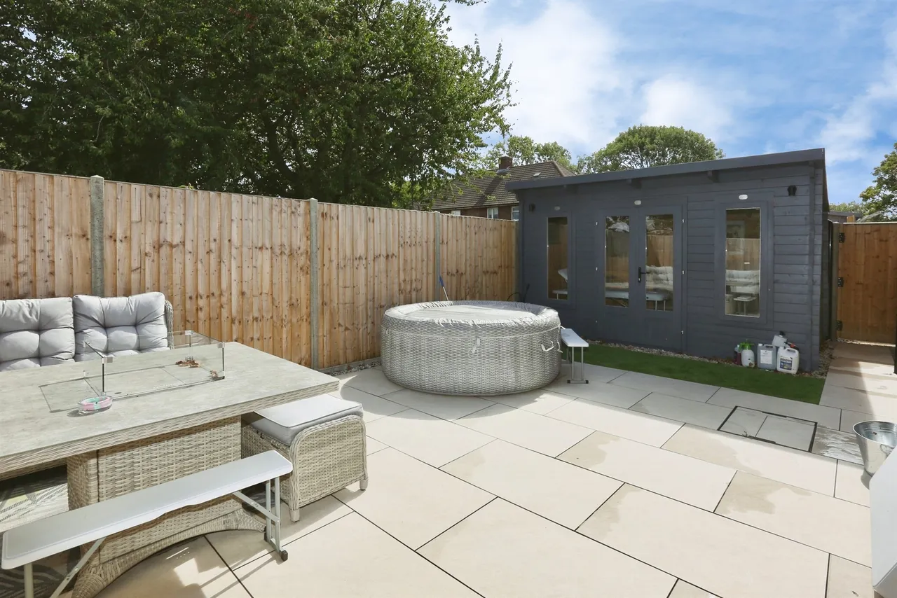 Henville Close, Gosport, photo 2