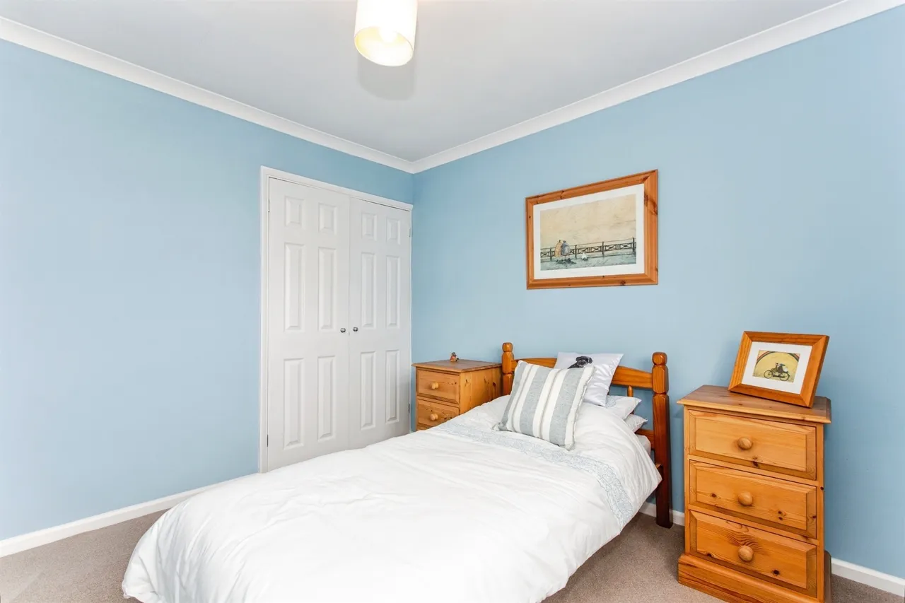 Hamlet Close, Huntingdon, PE29, photo 13