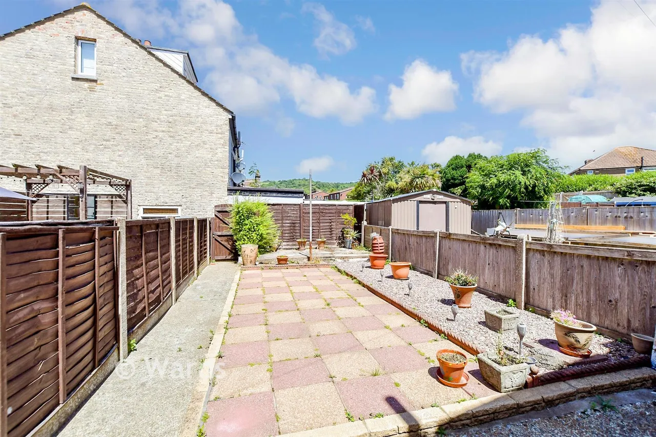 Warren Road, Folkestone, CT19, photo 2