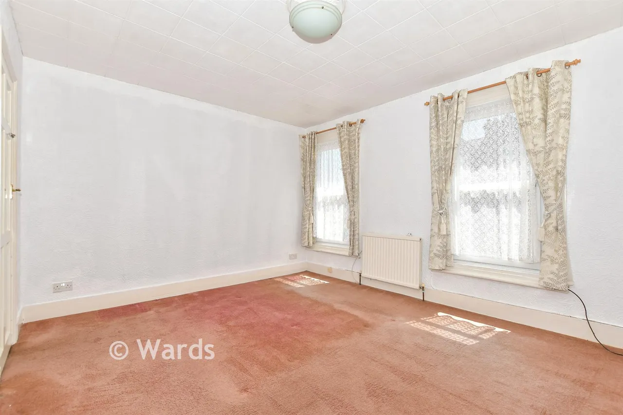 Warren Road, Folkestone, CT19, photo 9
