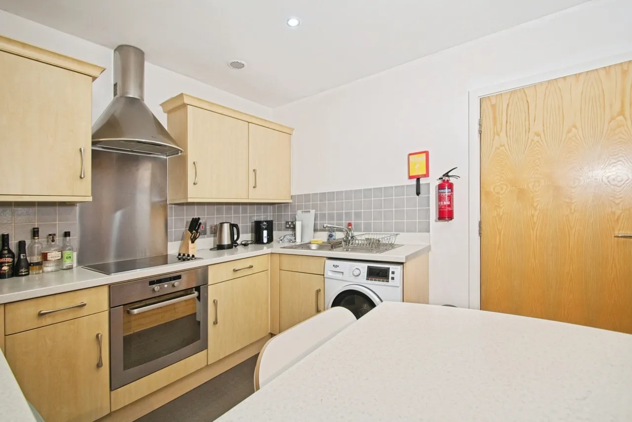 Heol Staughton, Cardiff Bay, CF10, photo 14