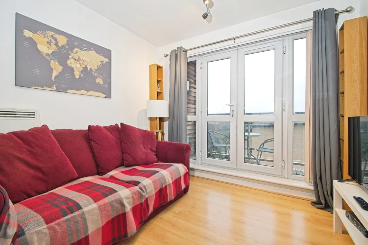 Heol Staughton, Cardiff Bay, CF10, photo 6
