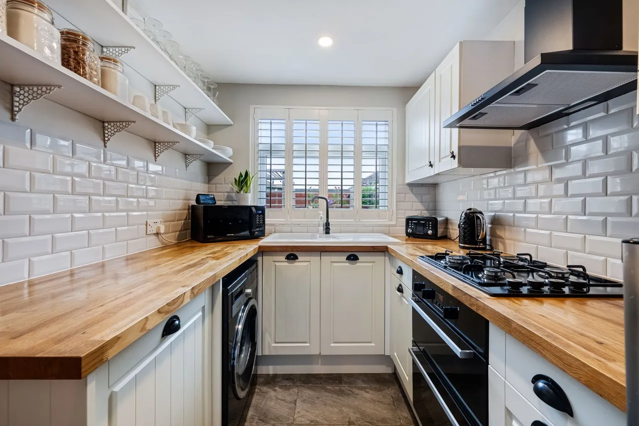 Railway Road, Adlington, photo 19