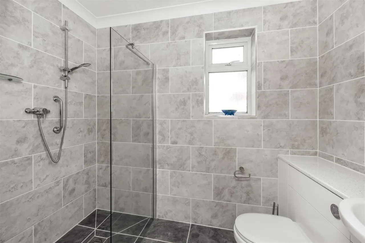 Arlington Close, Goring-By-Sea, Worthing, photo 30