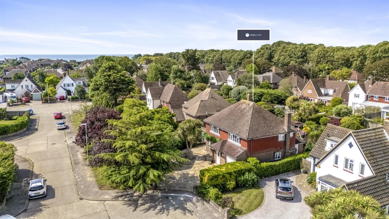 Arlington Close, Goring-By-Sea, Worthing, photo 34
