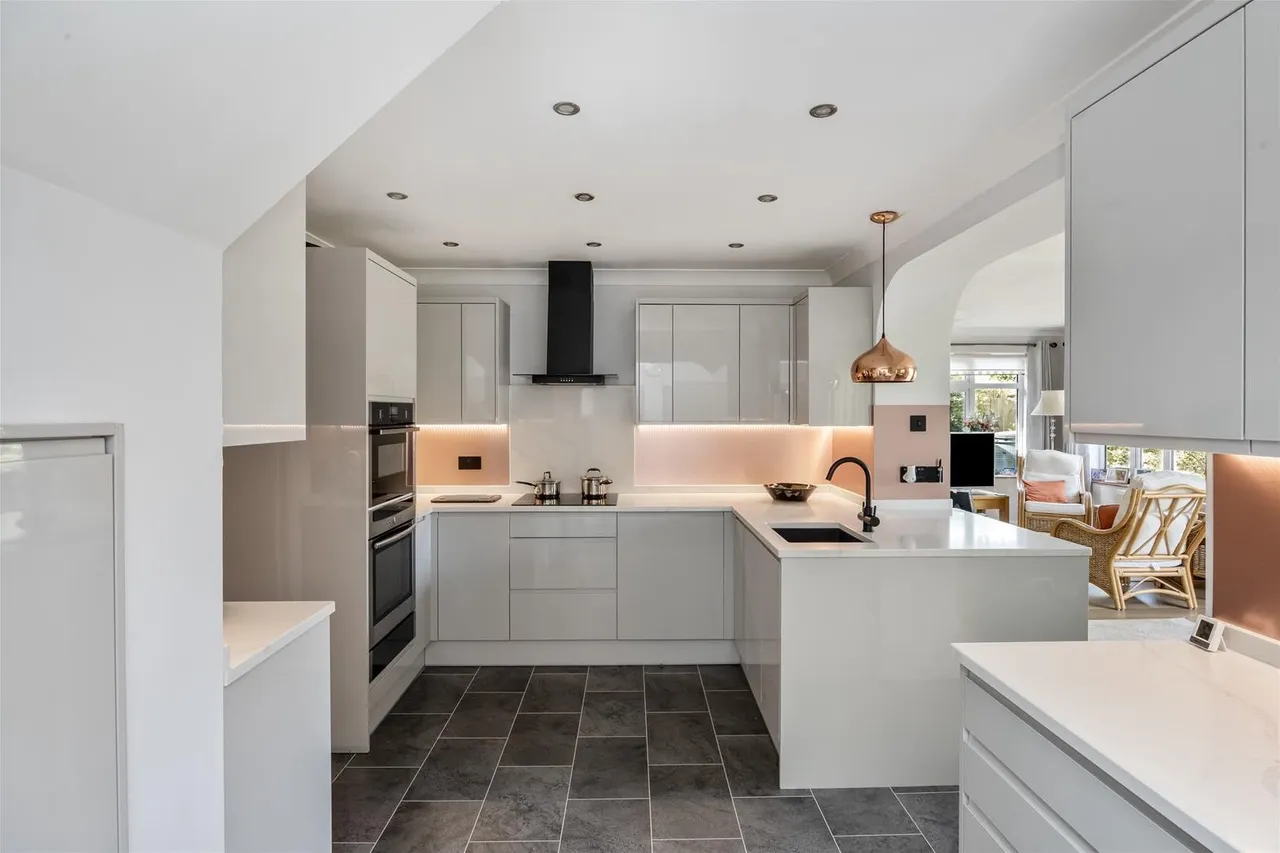 Arlington Close, Goring-By-Sea, Worthing, photo 9