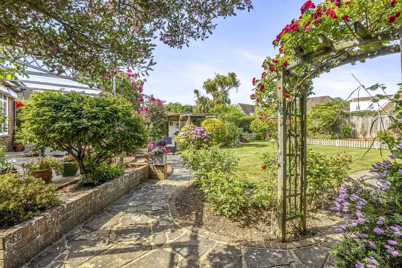 Arlington Close, Goring-By-Sea, Worthing, photo 23
