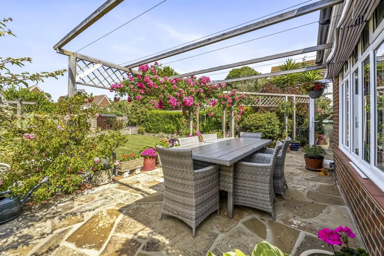 Arlington Close, Goring-By-Sea, Worthing, photo 22