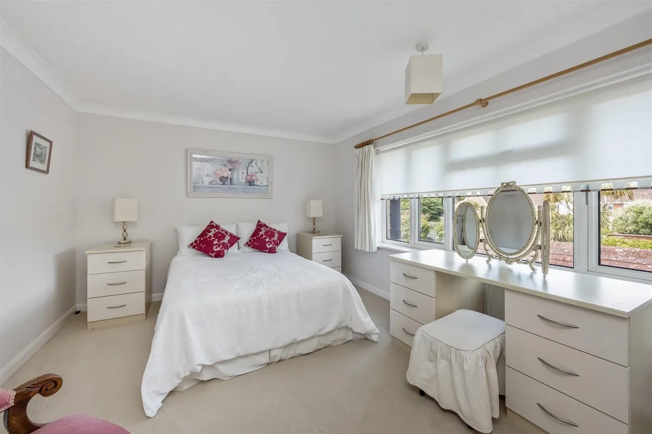 Arlington Close, Goring-By-Sea, Worthing, photo 19