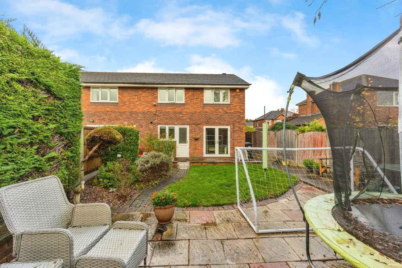 Kirkstall Road, Urmston, Manchester, Greater Manchester, M41, photo 17