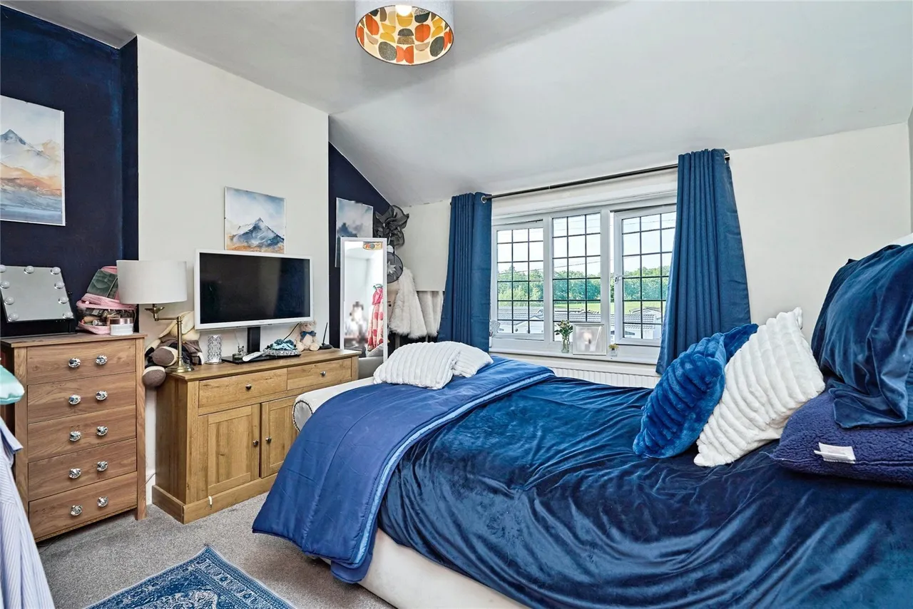School Lane, Coven, Wolverhampton, Staffordshire, WV9, photo 13