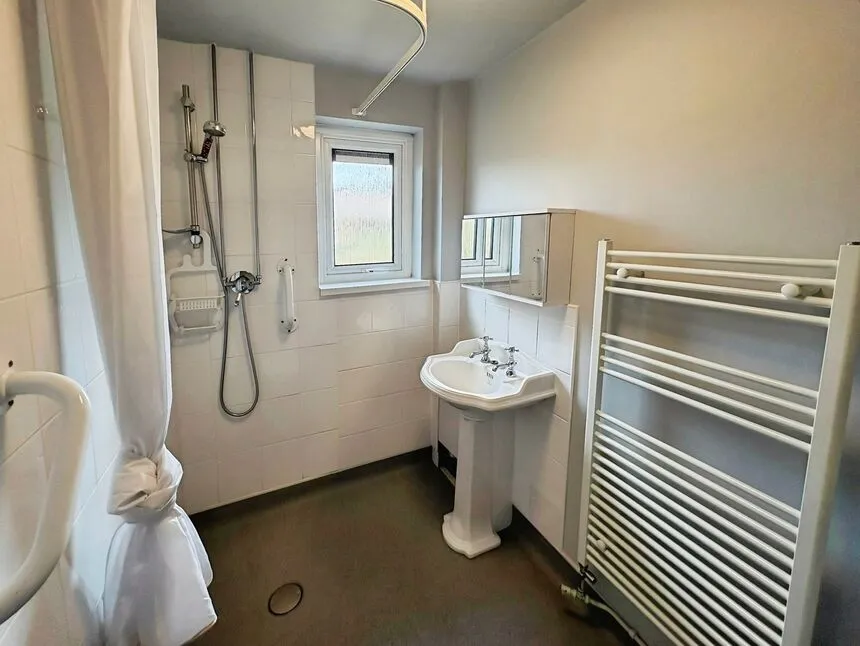 Upper Hall Close, Leicester, Leicestershire, LE5, photo 6