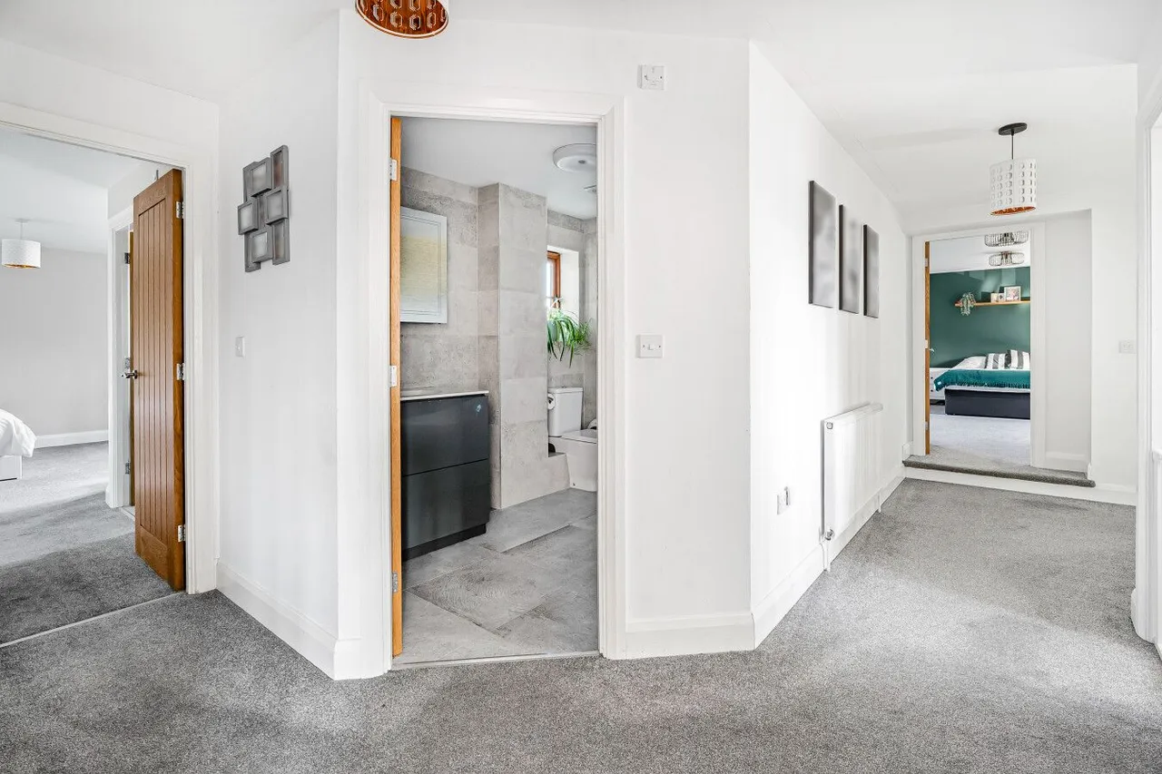 Reindeer Court, Potterspury, NN12, photo 16