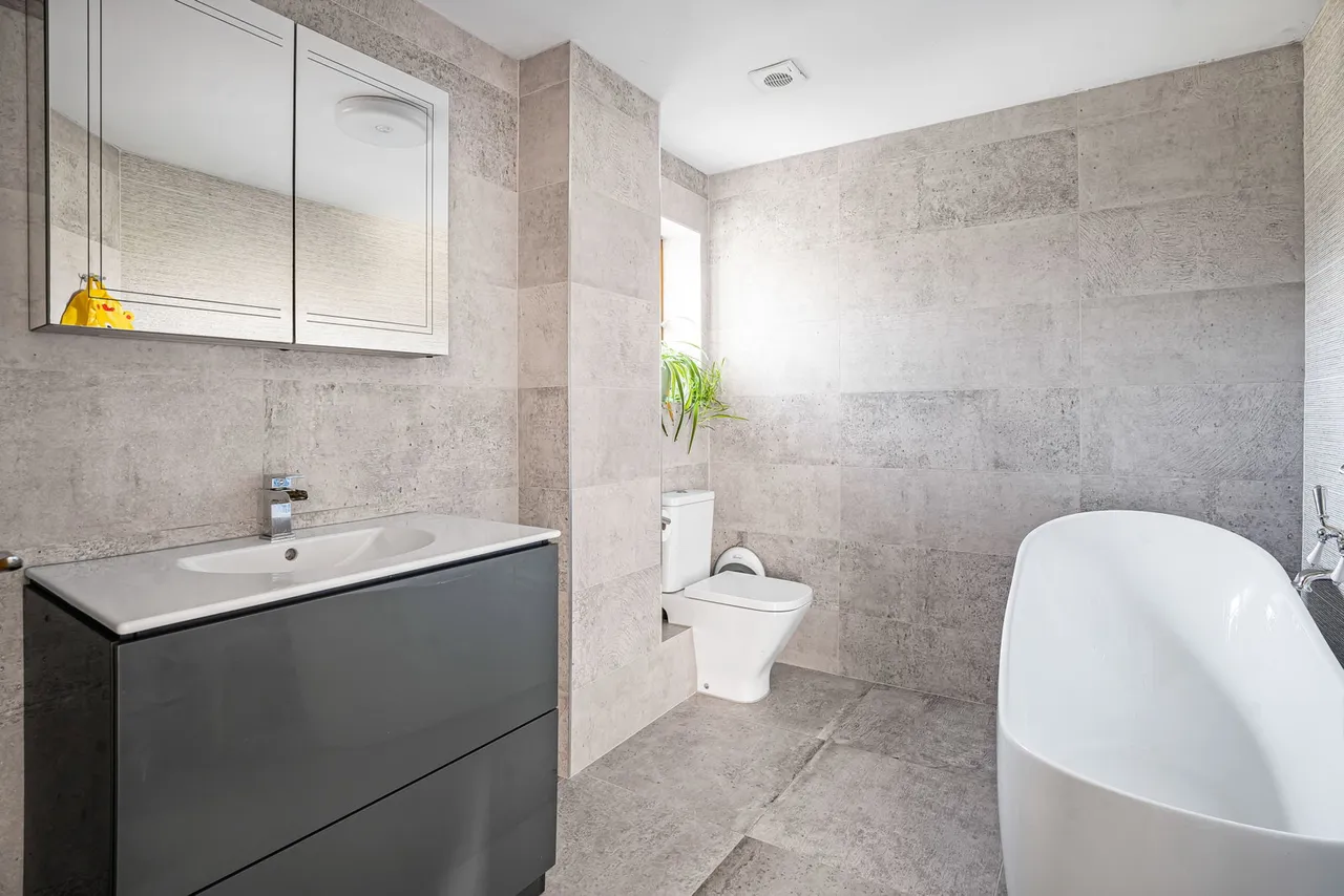 Reindeer Court, Potterspury, NN12, photo 12