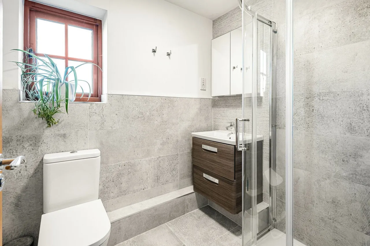 Reindeer Court, Potterspury, NN12, photo 11