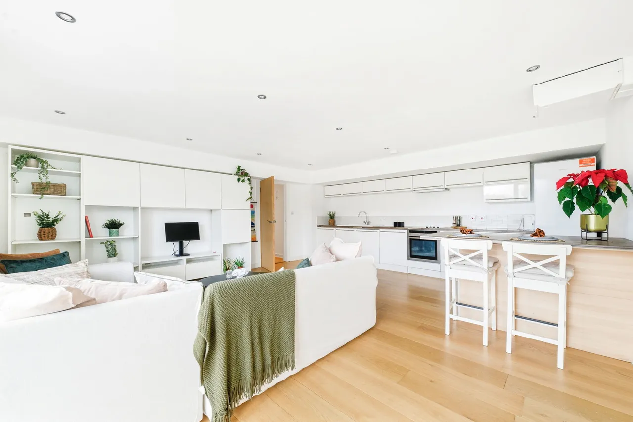 Fallsbrook Road, SW16, photo 5