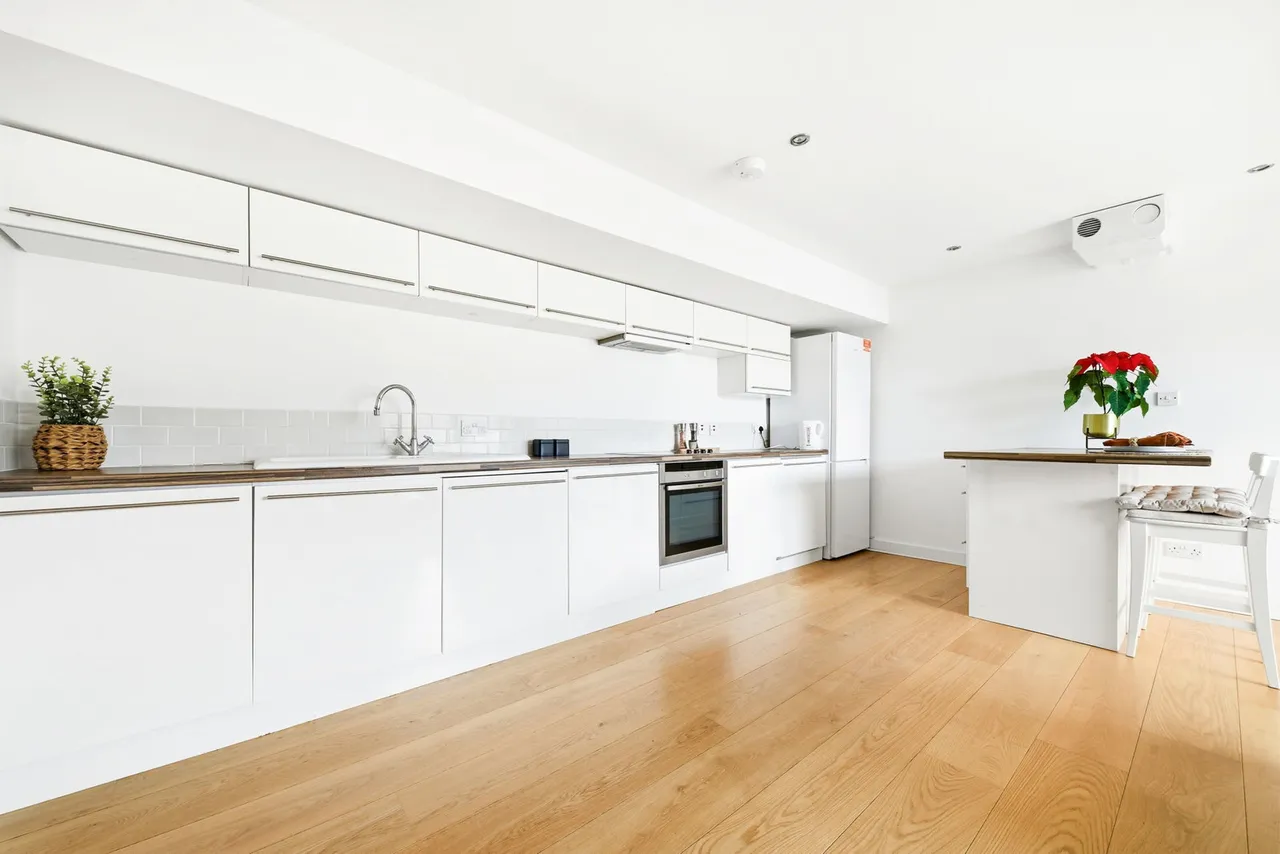Fallsbrook Road, SW16, photo 3