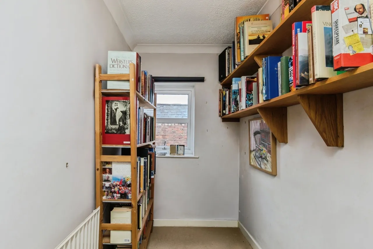 Pierce Street, Macclesfield, Cheshire, SK11, photo 9
