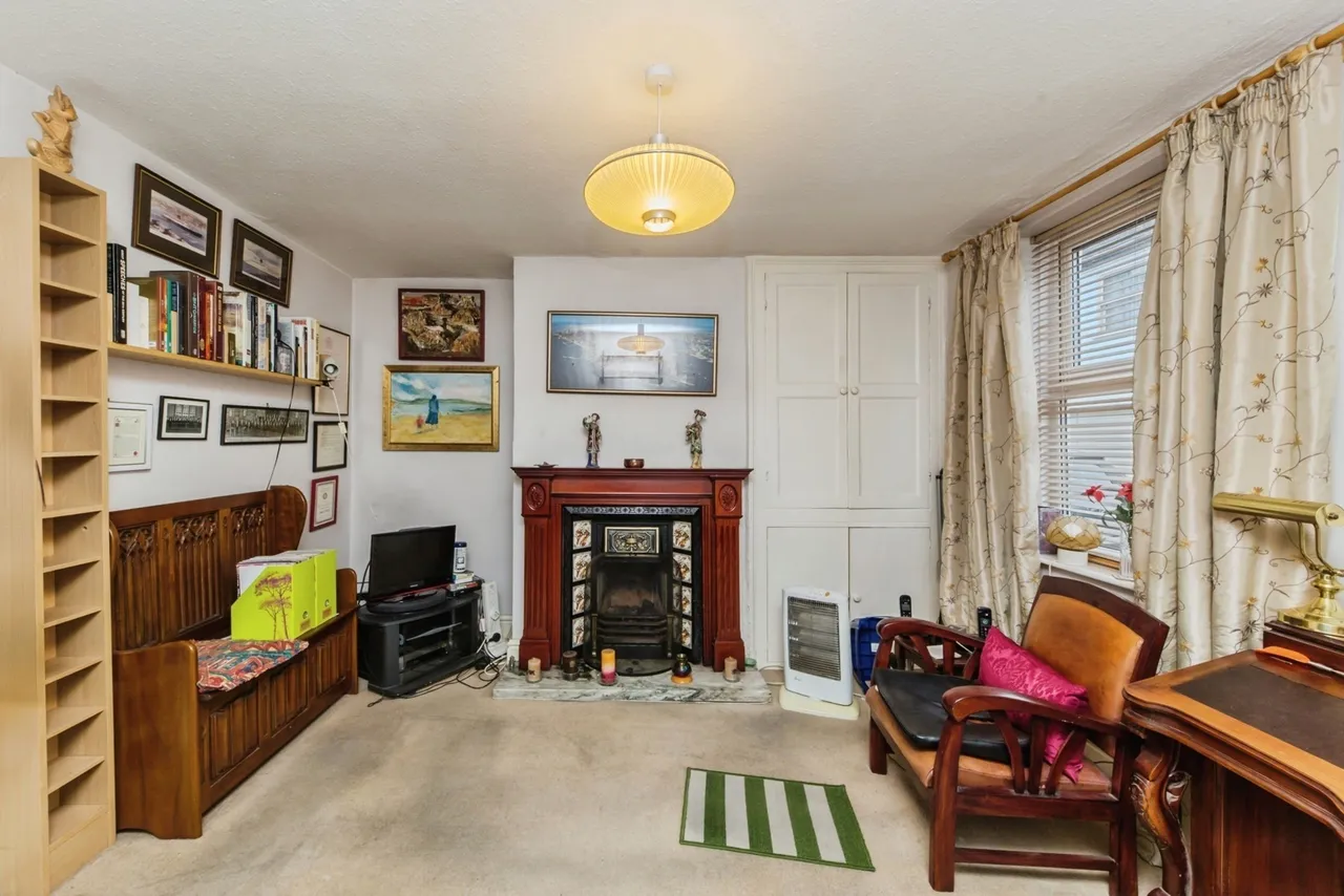 Pierce Street, Macclesfield, Cheshire, SK11, photo 2