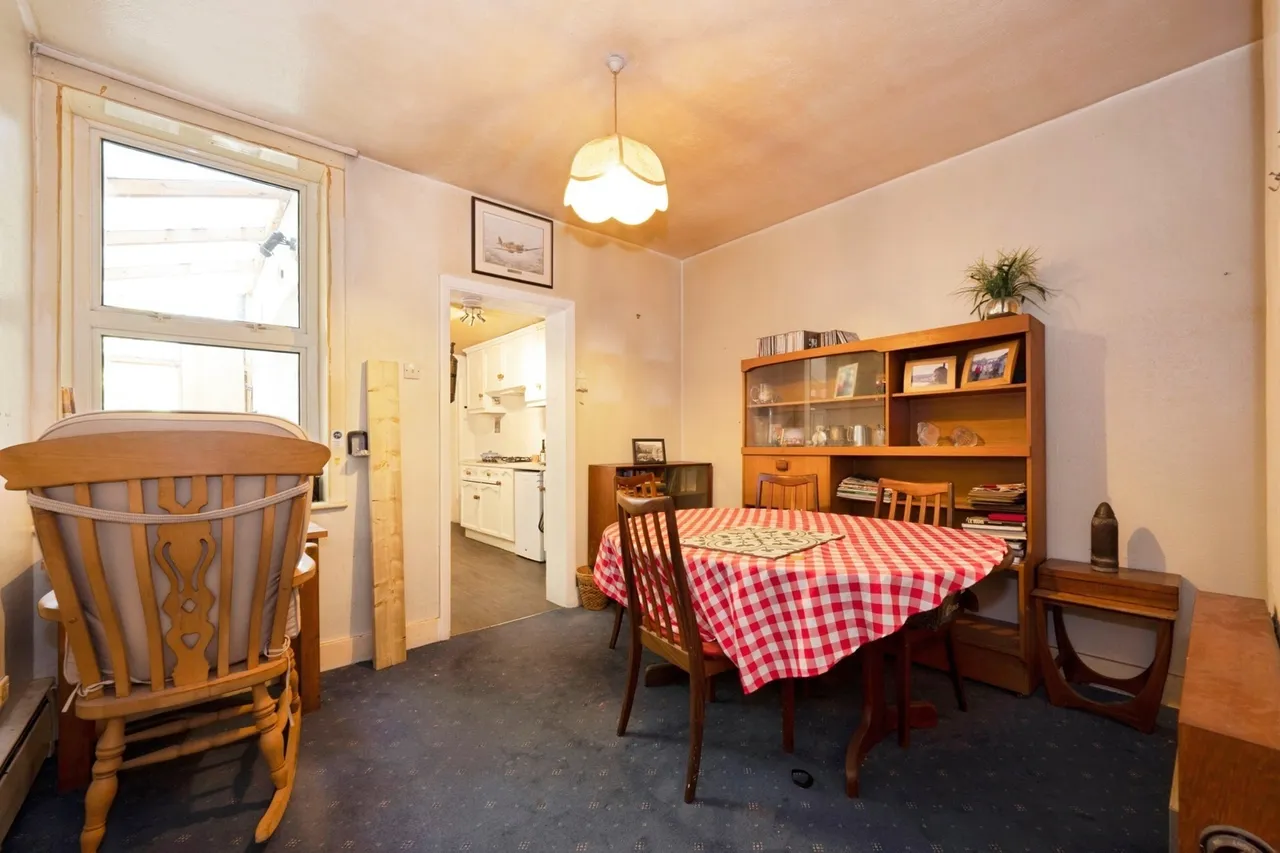 Anyards Road, Cobham, KT11, photo 5