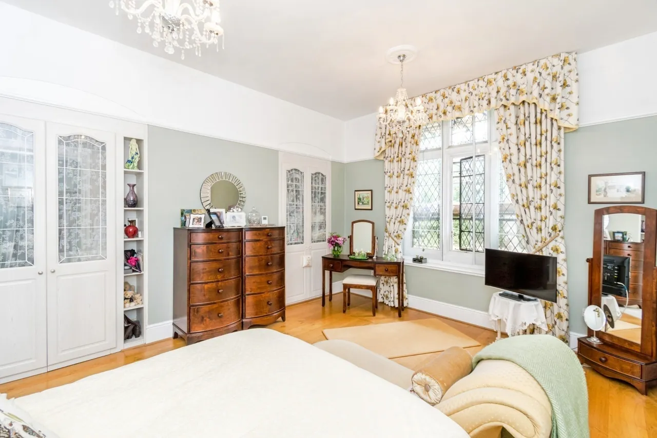 Castle Malwood Lodge, Minstead, SO43, photo 3